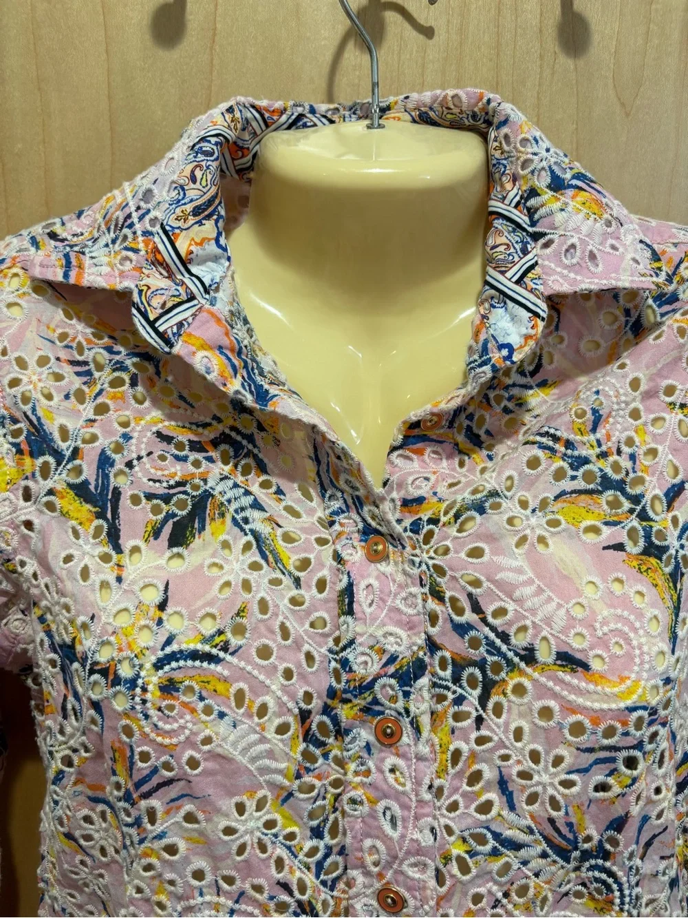 Robert Graham Patterned Eyelet Buttondown - Picture 3 of 7